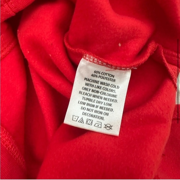 Wisconsin Badgers Sweatshirt - Picture 4 of 6